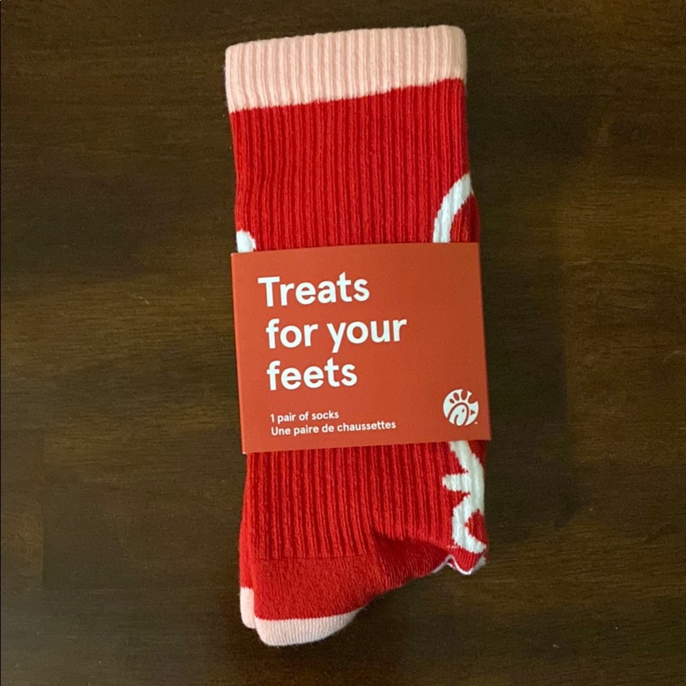 Red & Pink Men's Crew Socks - Treats for Your Feet